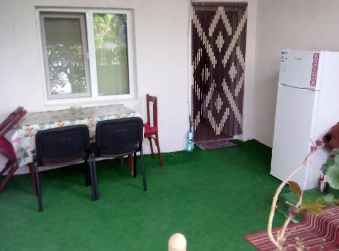 ゲストハウス Casa Diana